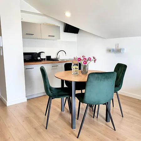 Apartman Ku Sloncu - Blisko Morza W Spokojnej Okolicy! Parking, Plac Zabaw !